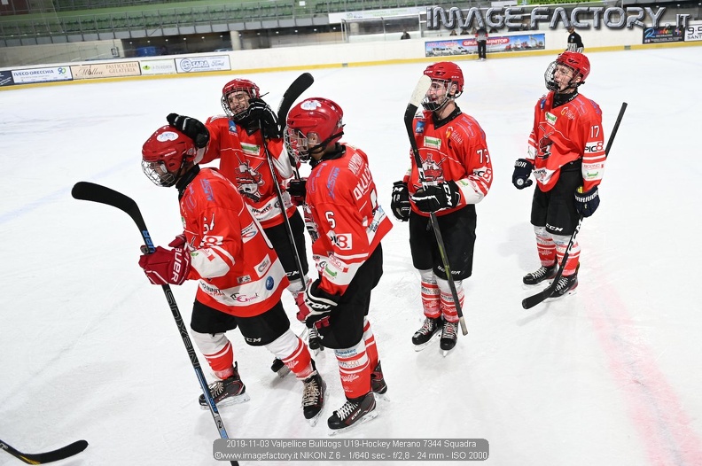 2019-11-03 Valpellice Bulldogs U19-Hockey Merano 7344 Squadra.jpg